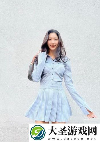 在家也能享受无限乐趣，这款真人视频直播APP免费观看让你不再孤单！