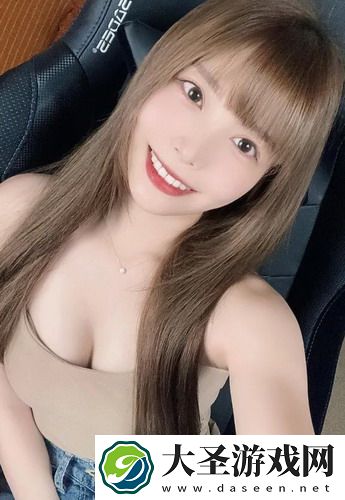 小草莓直播：年轻人心中的快乐源泉——网友热议“直播为何如此吸引人”！