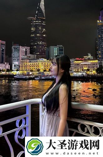 男生女生在一起愁愁愁大全，爱情中的那些“愁”与“甜”让你感同身受，网友：情感共鸣瞬间引发热议！