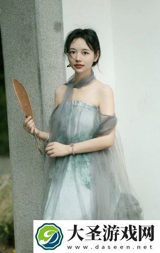 夜月直播APP下载引发热潮，用户：体验互动乐趣，捕捉精彩瞬间不再是梦！
