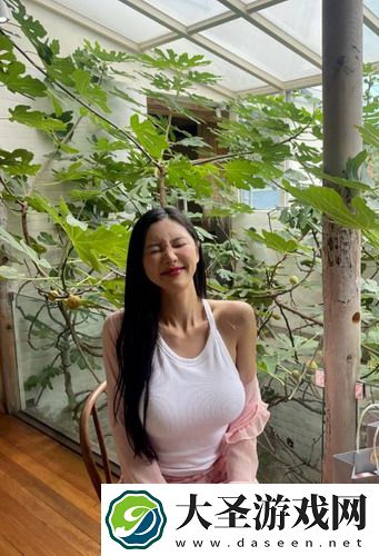 凤蝶直播引领新潮流，网友惊叹：互动体验超乎想象，绝对不容错过的精彩瞬间！