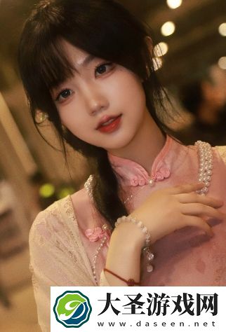 美女解说“十月”参加漫展化身千金大小姐