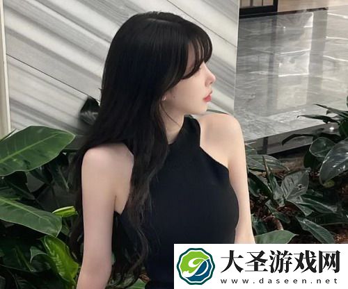中午妈妈在厨房做饭
