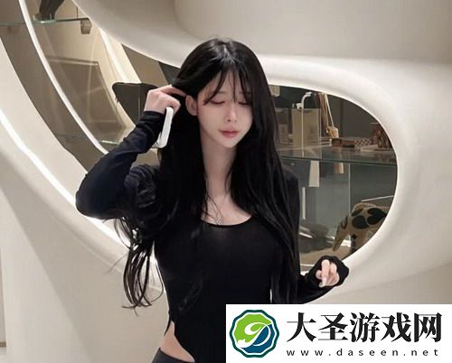老公装醉看我和别人在一起