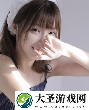 **的荡欲HD中字情欲交织的视觉盛宴