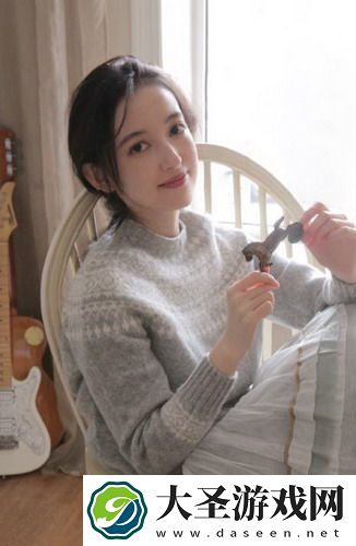 父亲开了两个女儿包演员表-观众热议：演技逆天，剧情反转不断的奇幻家庭喜剧！