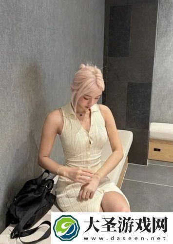 温柔女教师在线观看电视剧，剧情意外反转让人目瞪口呆，网友直呼：这才是真正的情感教育！