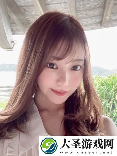 爆❌喷水❌洗澡❌无遮挡，年轻人看后直呼：这是我想要的夏日狂欢！