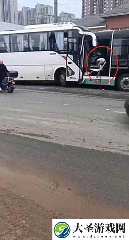 坐公交车竟耗时