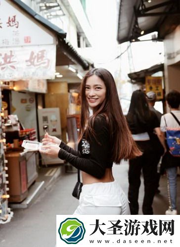 大狗锁住女人狗的视频大全，网友热议：这些视频居然能引发如此反响！