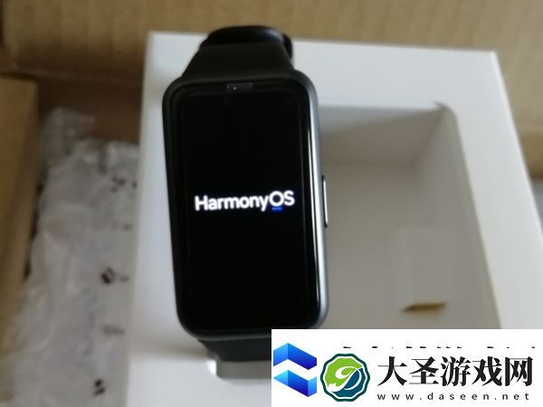 华为手环7在哪里开机