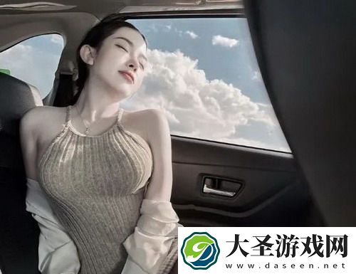90多岁老太太**下坠怎么办