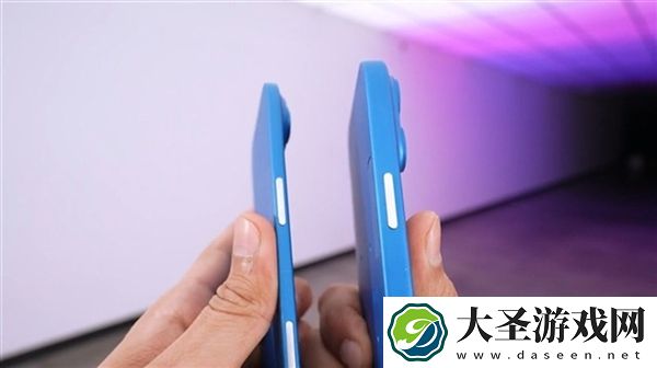 超薄苹果手机史无前例！iPhone 17 Air机模上手