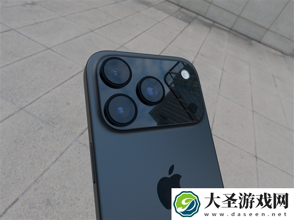 iPhone 17 Pro将推出新天空蓝配色