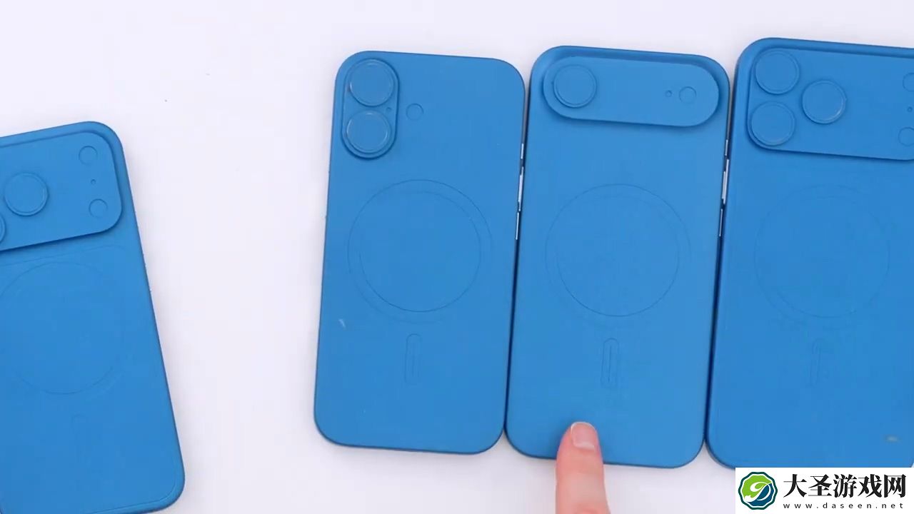 苹果最薄手机 iPhone 17 Air 机模上手