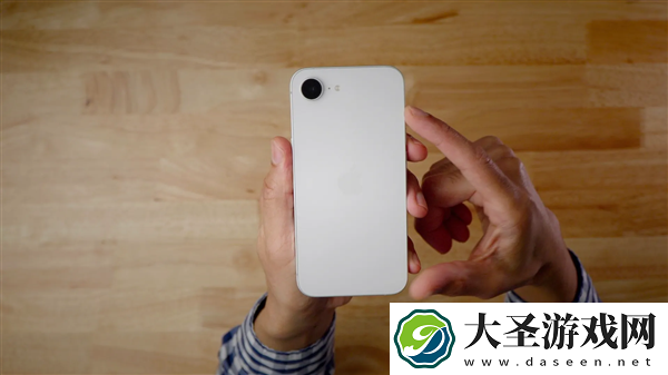 巴西制造！iPhone 16e巴西版包装盒新鲜出炉