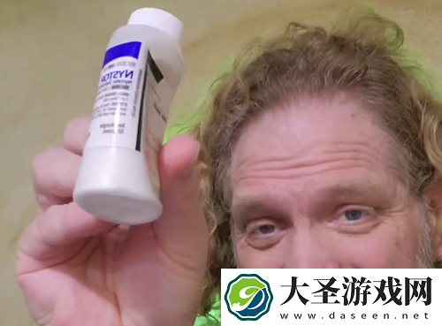 教授在水底生活100天