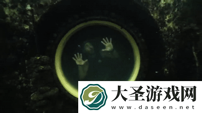 教授在水底生活100天
