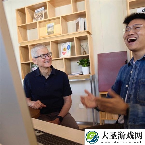 库克称赞中国青年才俊