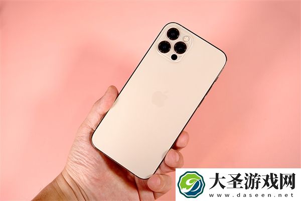 苹果紧急撤回iOS 18.4 Beta 1更新