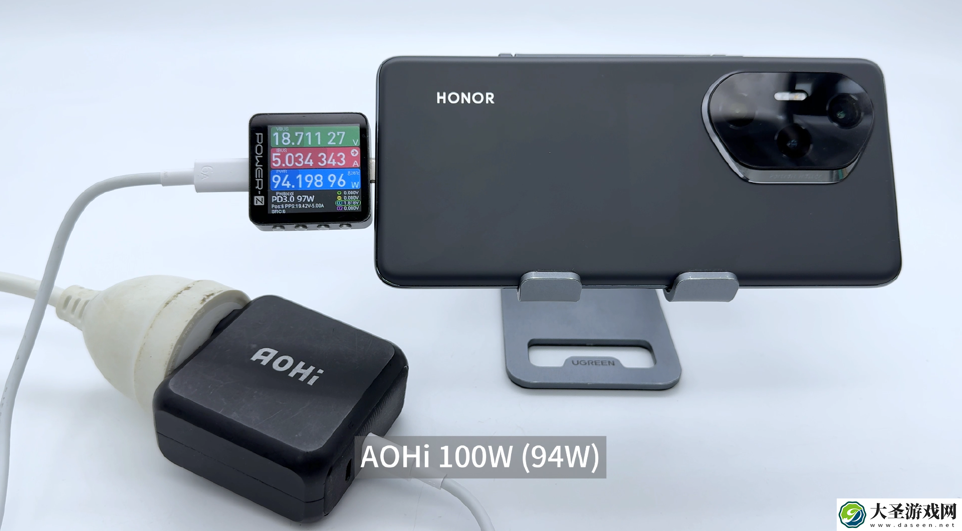 5500mAh大电池+100W 超级快充