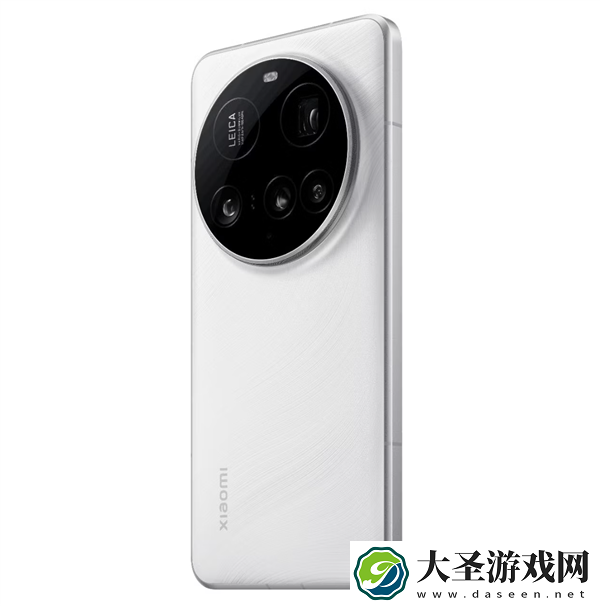 小米15 Ultra高清渲染图出炉