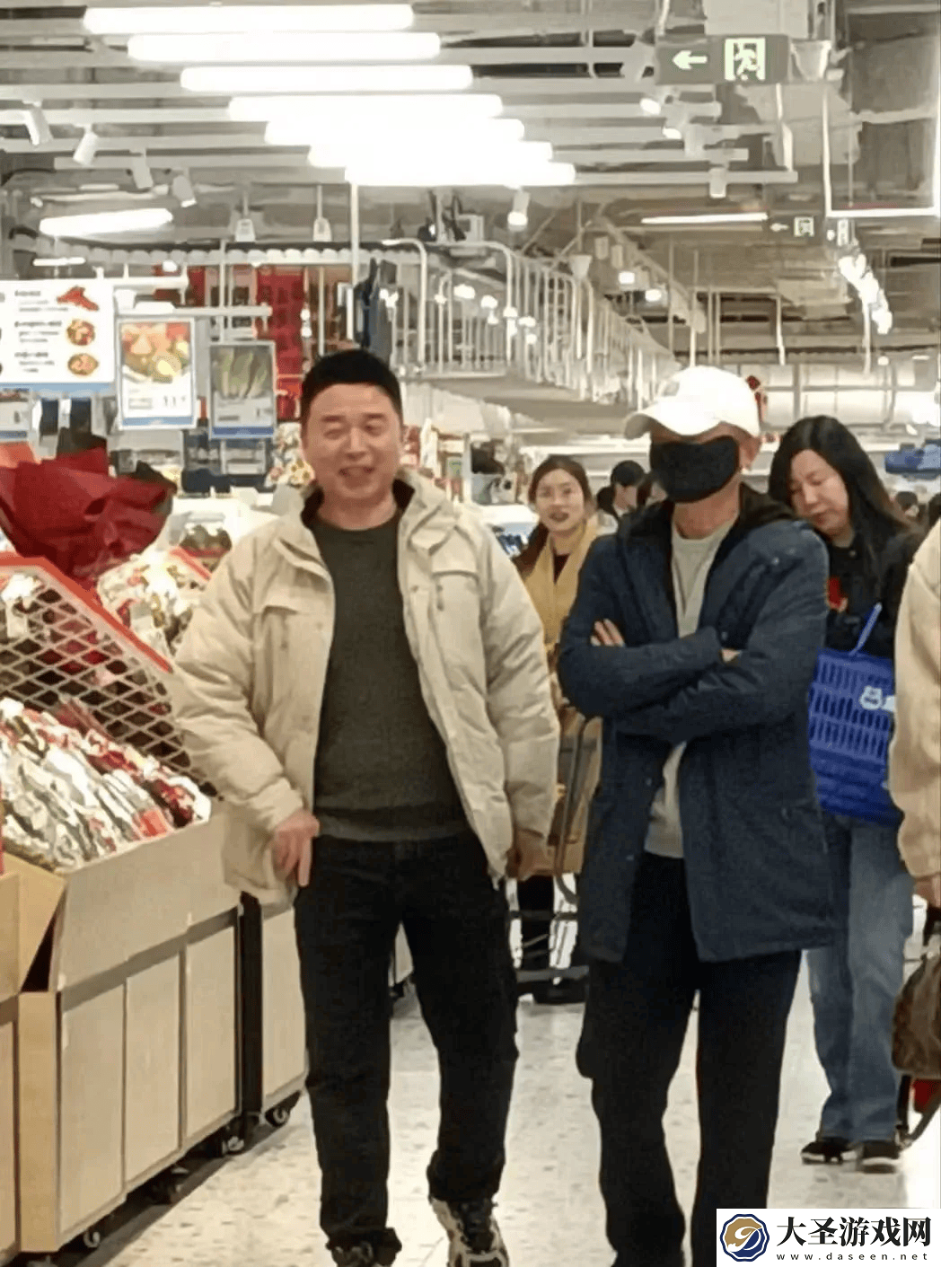 马云低调现身长沙盒马