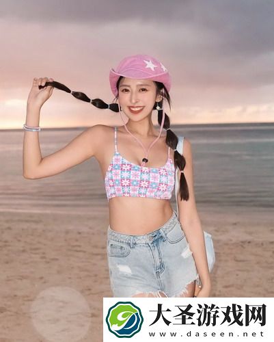 菠萝蜜夹草莓糖葫芦午夜版免费观看