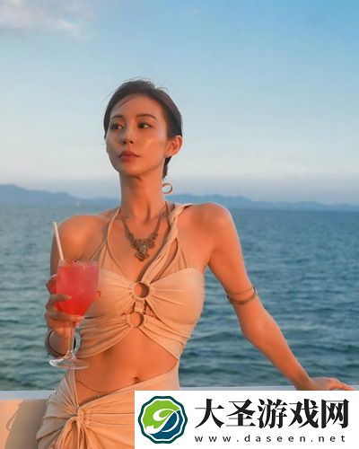 《高中生初次体检》在线精品版
